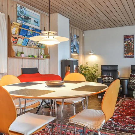 別荘 Two-bedroom In *